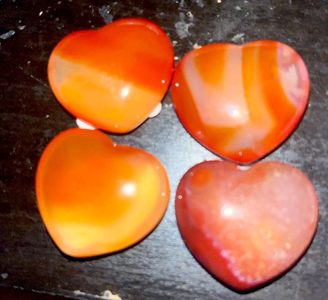 Crystal hearts- 1 -2 inch- Dragonblood, Sodalite, Red Jasper, Quartz, Aventurine, Tiger Eye, Carnelian, Aura Rose Quartz and Amazonite