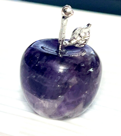 Mini crystal apple carving with silver stem