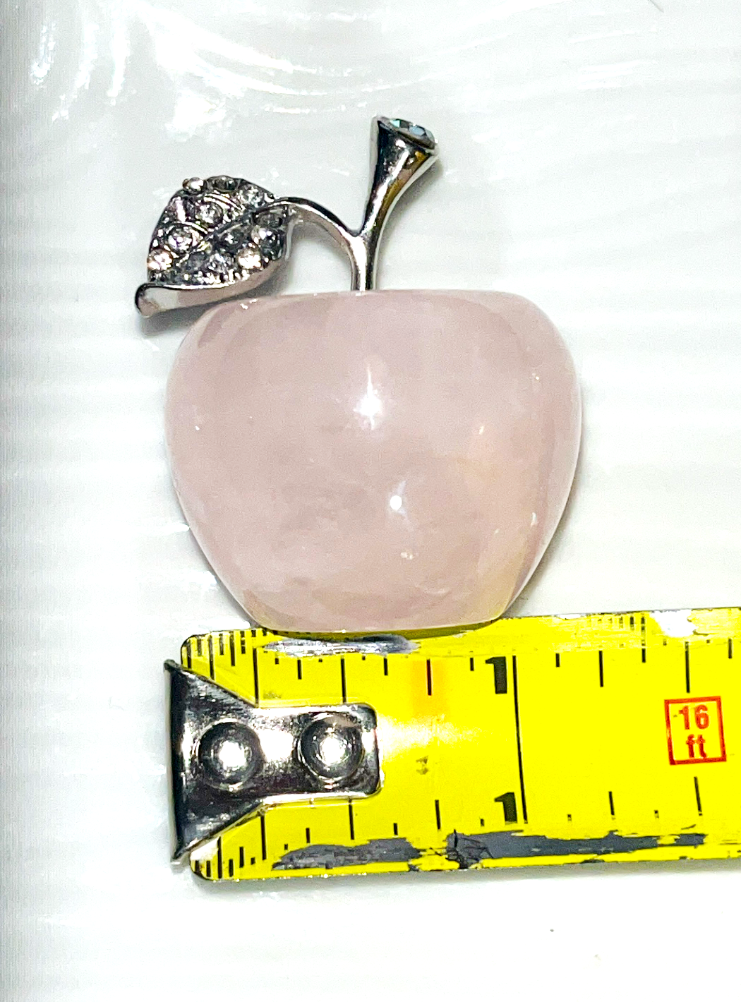 Mini crystal apple carving with silver stem