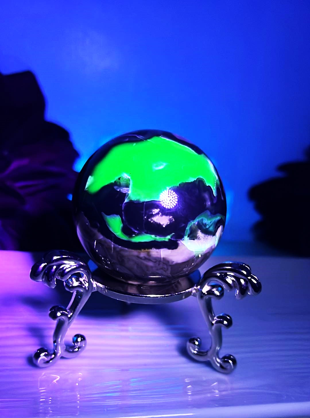 RARE UV Reactive Volcano Agate crystal 49 mm sphere. Grounding and stabilizing energies, strength & balance