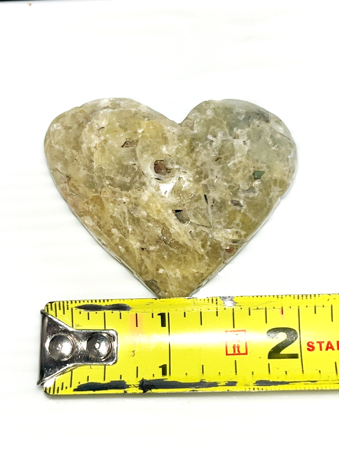 Prehnite druzy crystal heart carving. Spiritual growth, Will power, Prophecy, Vitality. calming and soothing energy, improve memory