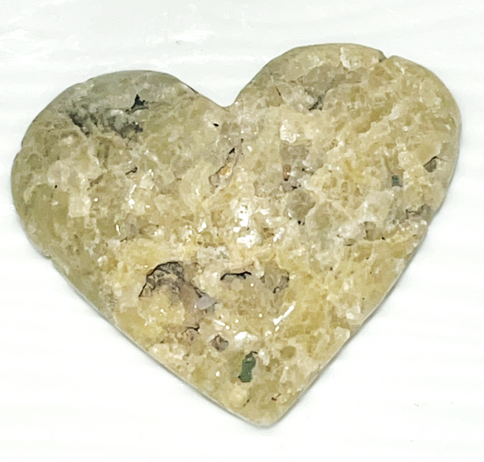 Prehnite druzy crystal heart carving. Spiritual growth, Will power, Prophecy, Vitality. calming and soothing energy, improve memory